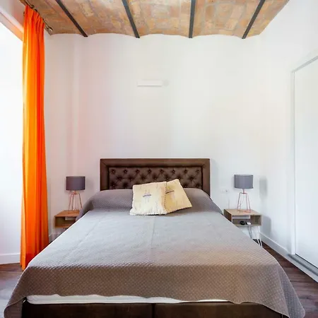 Saint Peters Luxury 3 Bedrooms アパート