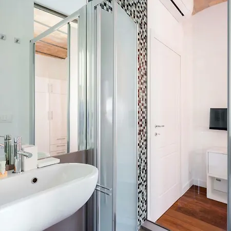 アパート Saint Peters Luxury 3 Bedrooms ローマ