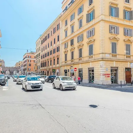 Saint Peters Luxury 3 Bedrooms